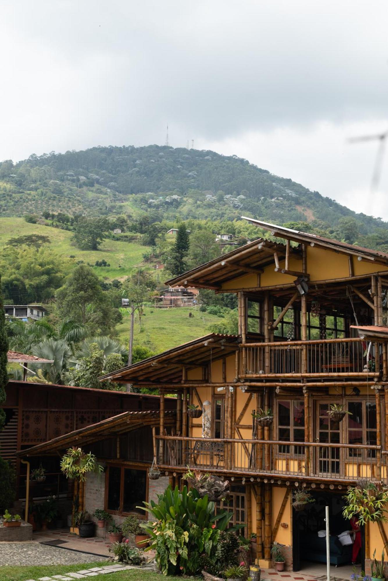 Hotel Pachamama Campestre Dosquebradas Exterior foto